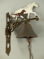 Gietijzeren bel Paard met veulen