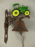 Gietijzeren bel grote groene tractor