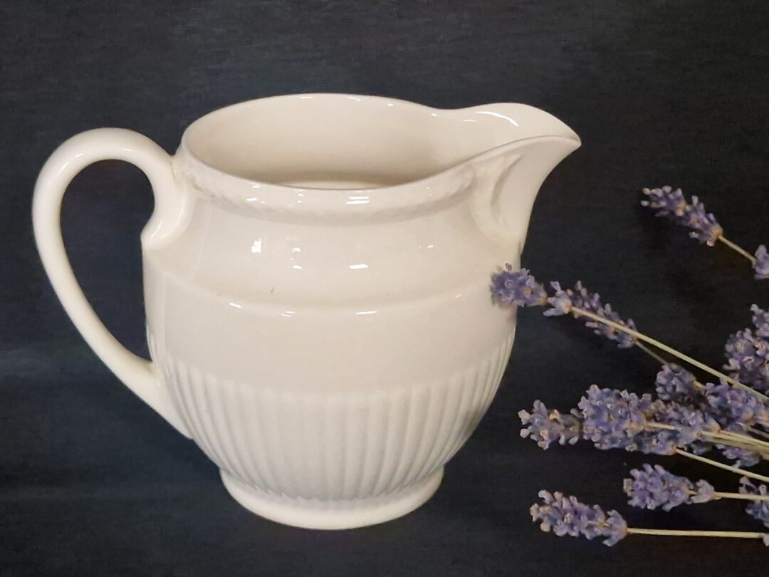 20251103_105938 Wedgwood grote melkkan - Afbeelding 1