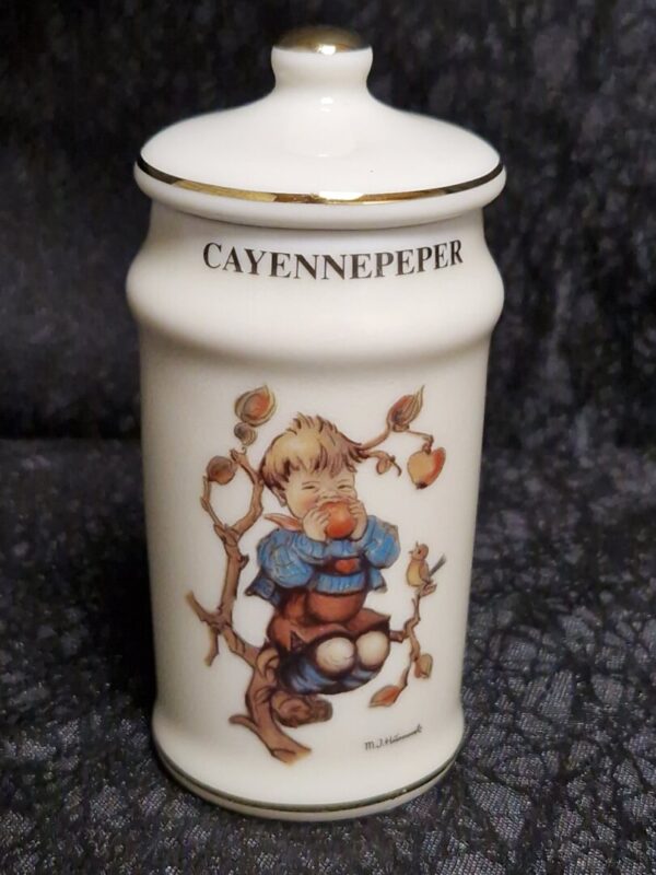 20240517_125510 Hummel Cayennepeper - Afbeelding 1