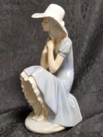 Nao Beeld Vrouw met witte hoed - Afbeelding 4