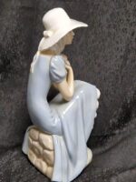 Nao Beeld Vrouw met witte hoed - Afbeelding 2