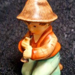 Hummel jongetje little tooter