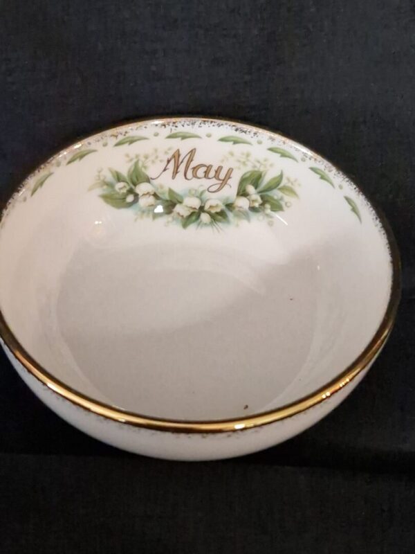 Afbeelding van WhatsApp op 2025-07-25 om 15.05.48_a40bd28c Flower of the month May pindaschaaltje - Afbeelding 1