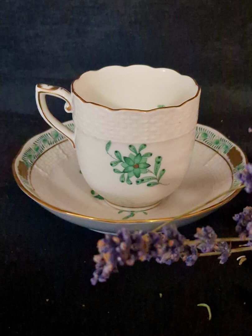 20251030_134712 Herend apponyi groen mokkakop en schotel - Afbeelding 1