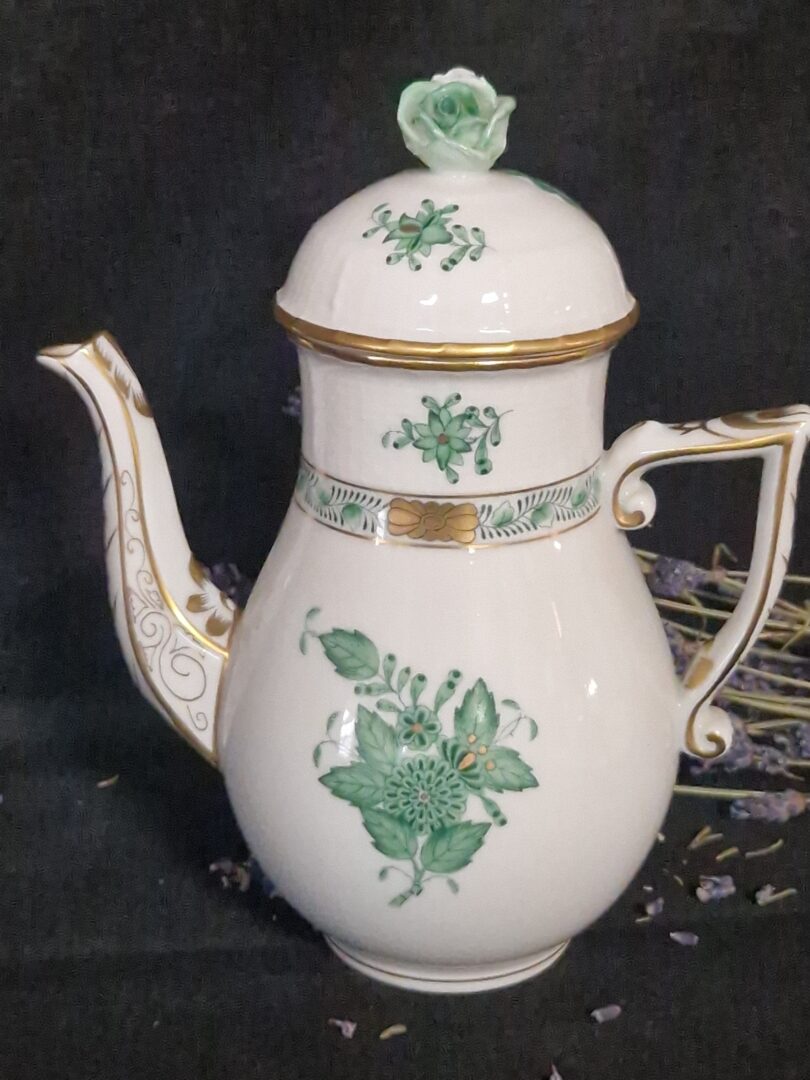 20251031_122937 Herend koffiepotje - Afbeelding 1