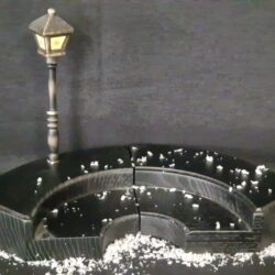 Hummel podium met lantaarn