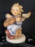 Hummel engel met gitaar