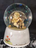 Hummel sneeuwbol met muziek