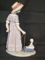 Nao Beeld Pulling Dolls - Afbeelding 2