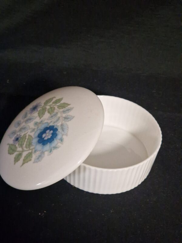 Wedgwood Clementine snuisterijendoosje - Afbeelding 2