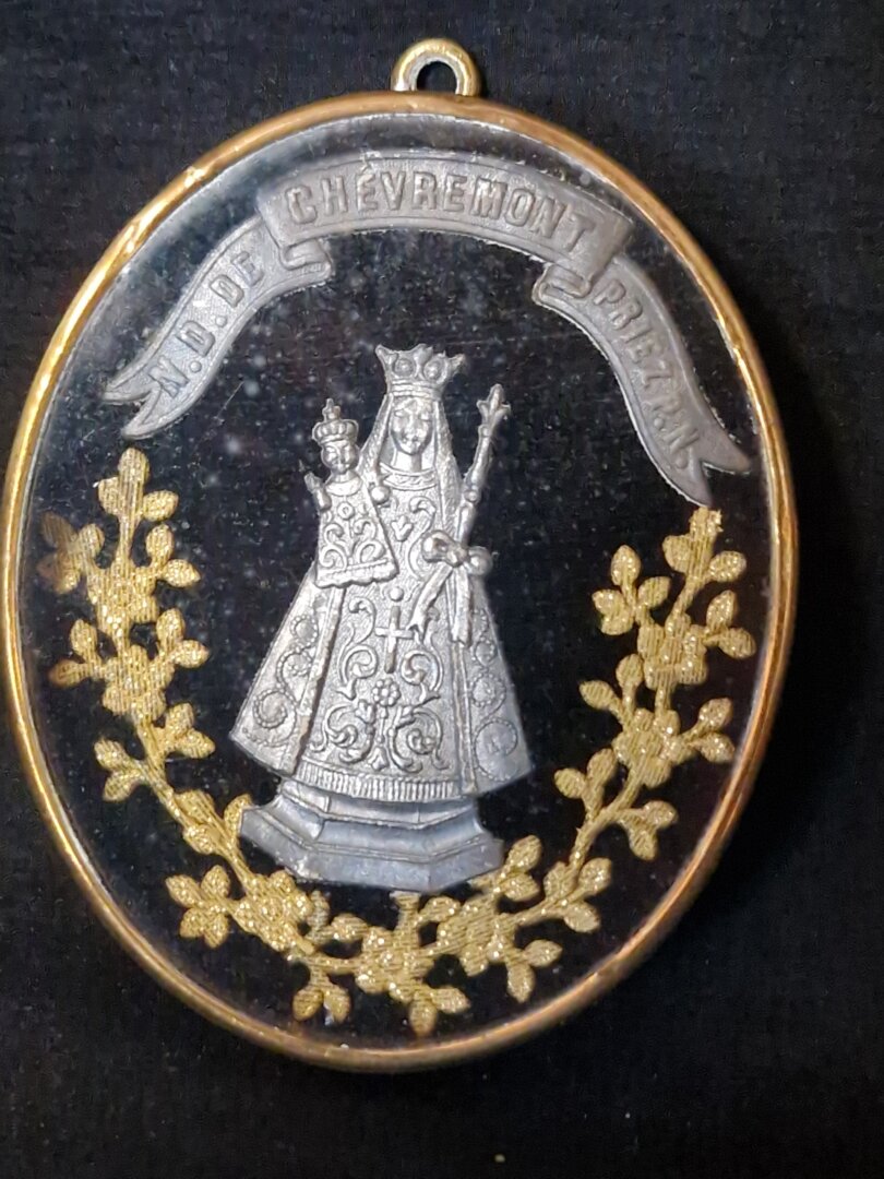 20260315_140926 Antieke medaille Heilige Maria - Afbeelding 1