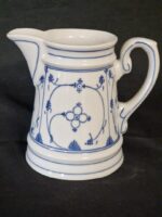 Saks Blau grote melkkan